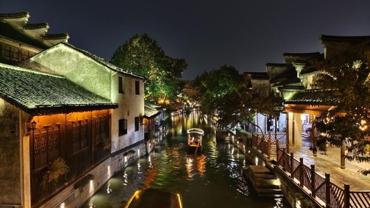 救援受困的向导